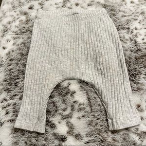 Gender Neutral Gray Ribbed Ultra Stretchy Pants Size 3-6 Months Baby